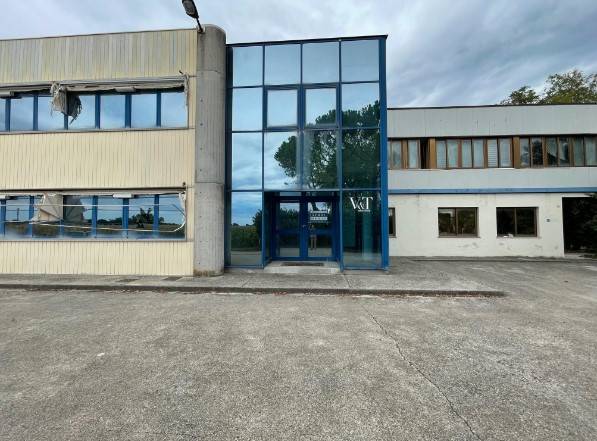 Capannone Industriale San Vito al Torre
