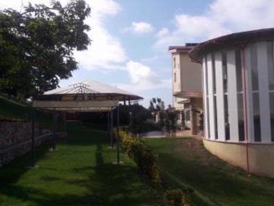 Commerciale - Sorbo San Basile (CZ)