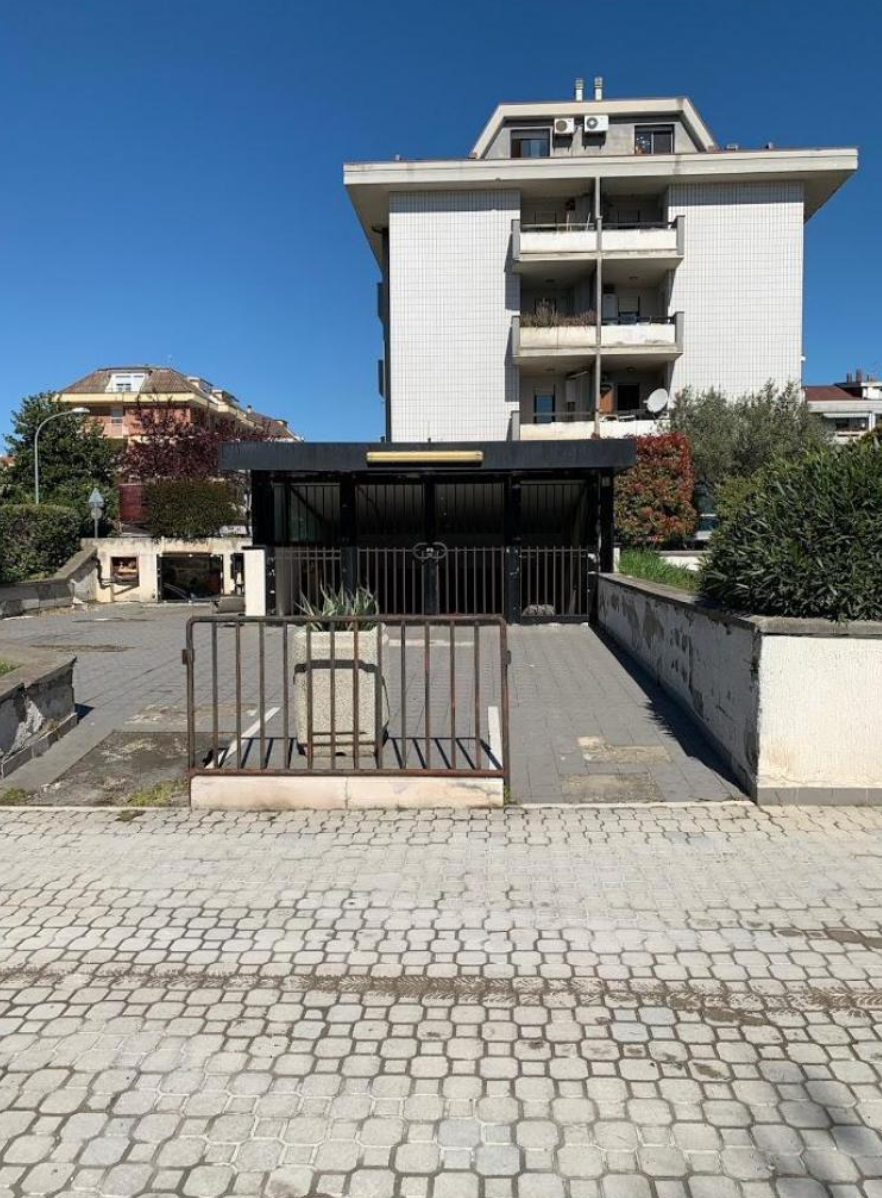 Commerciale - Città Sant'Angelo (PE)