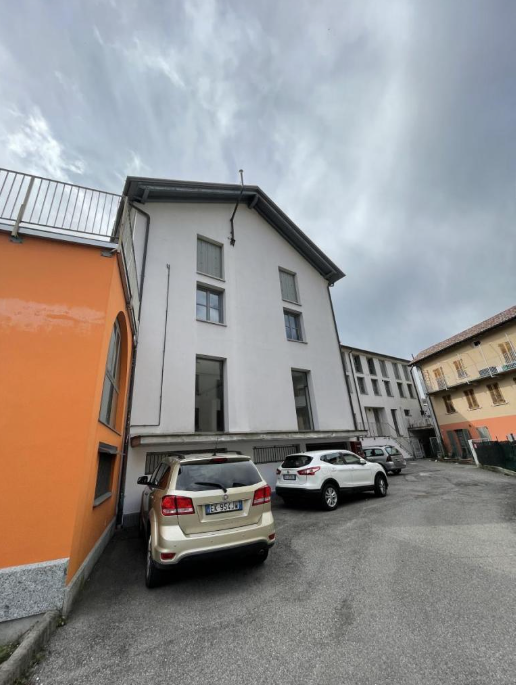 Commerciale - Mesenzana (VA)