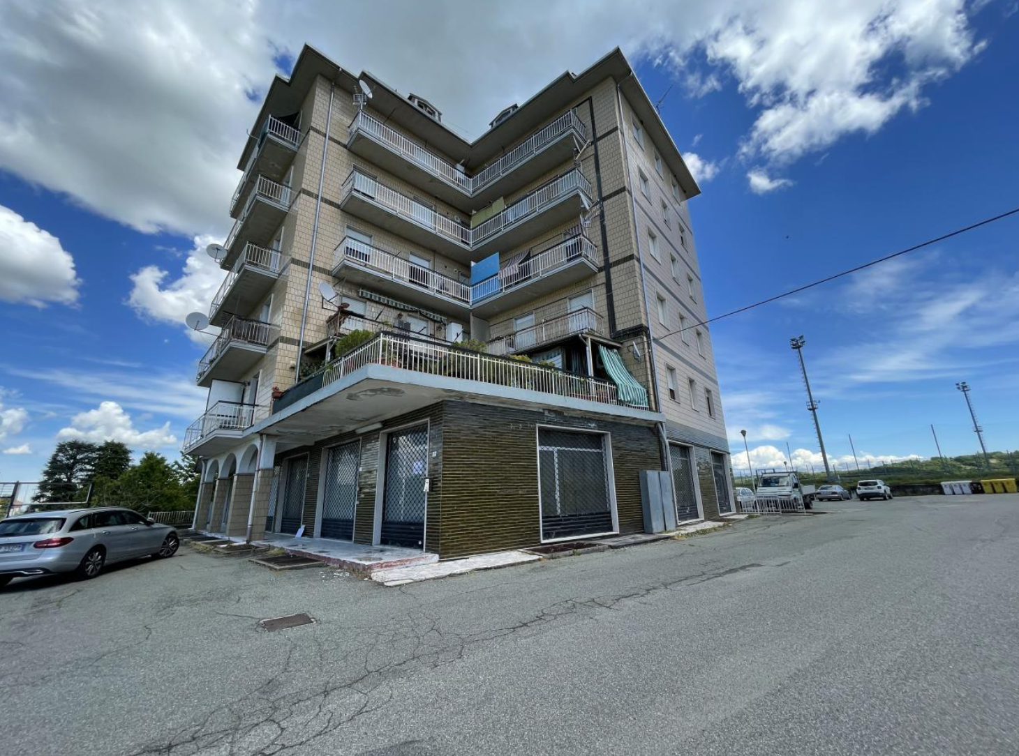 Commerciale - Strevi (AL)