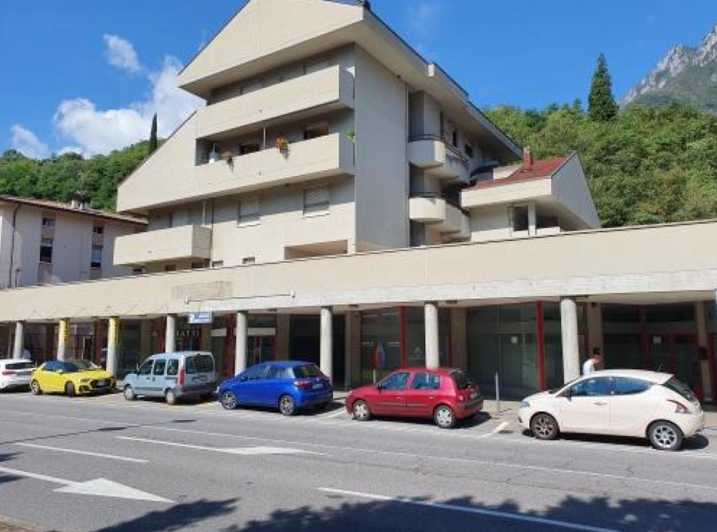 Commerciale - Darfo Boario Terme (BS)