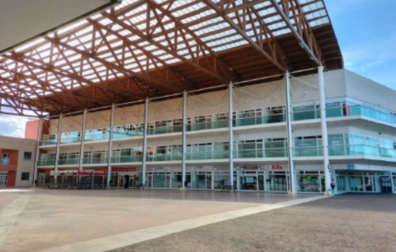 Commerciale - Riccione (RN)