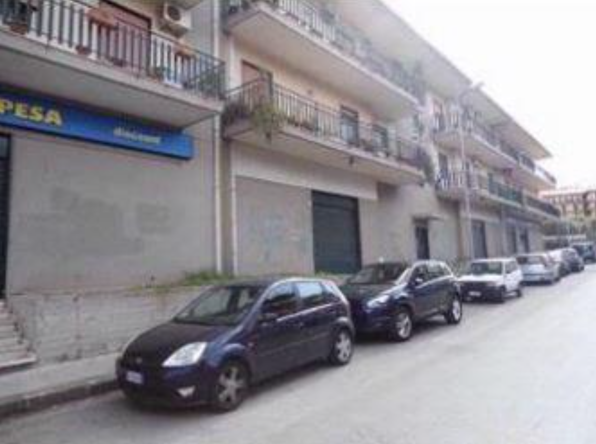 Commerciale - Aci Catena (CT)