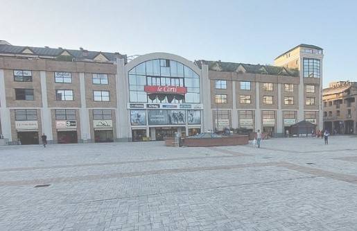 Locale Commerciale Varese