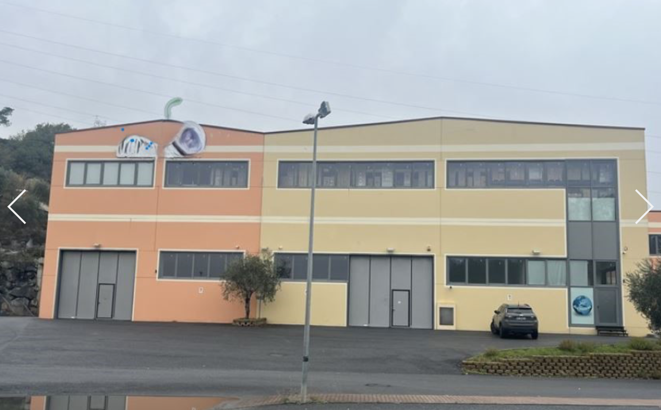 Commerciale - Boissano (SV)