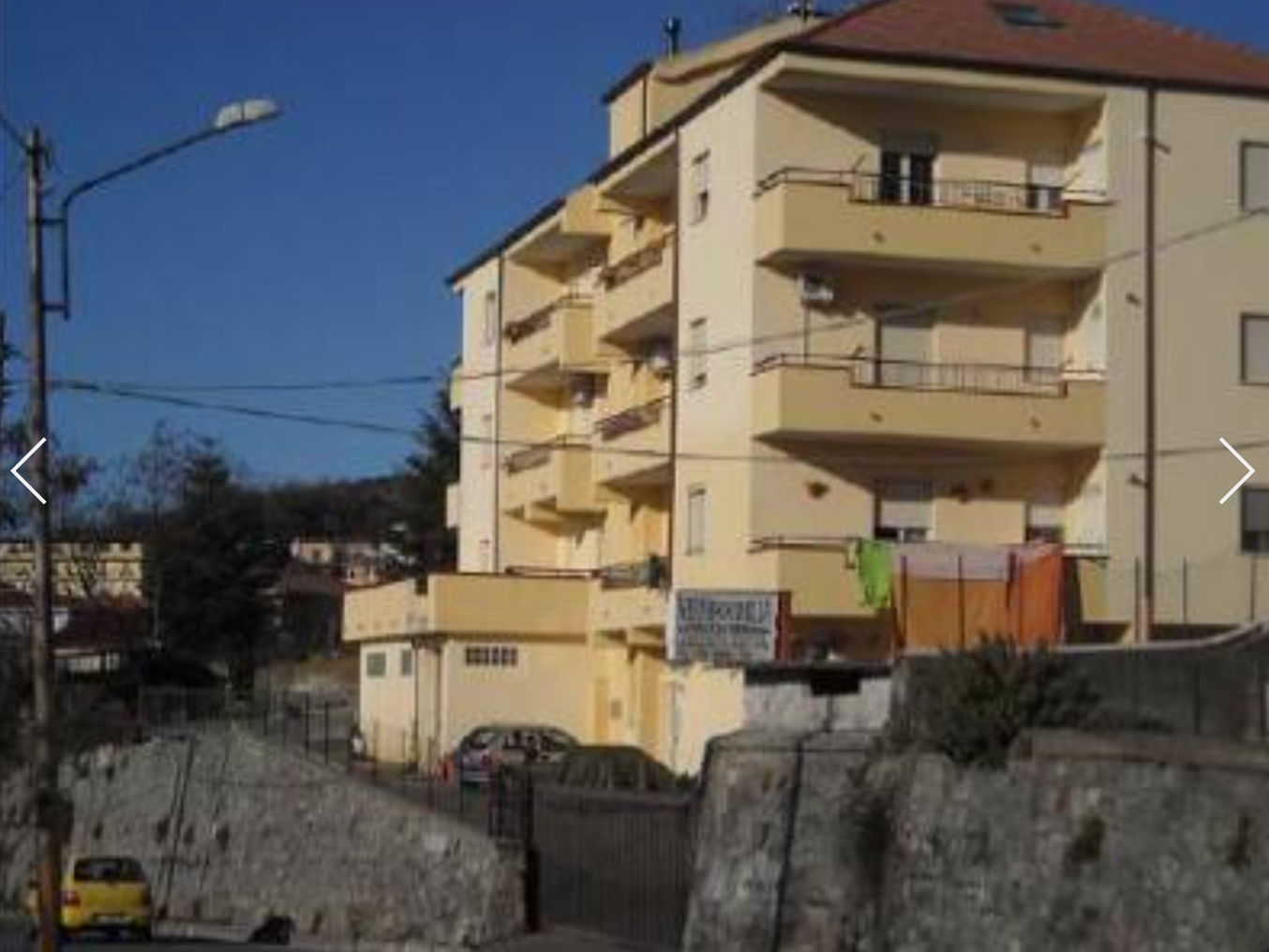 Commerciale - Pentone (CZ)