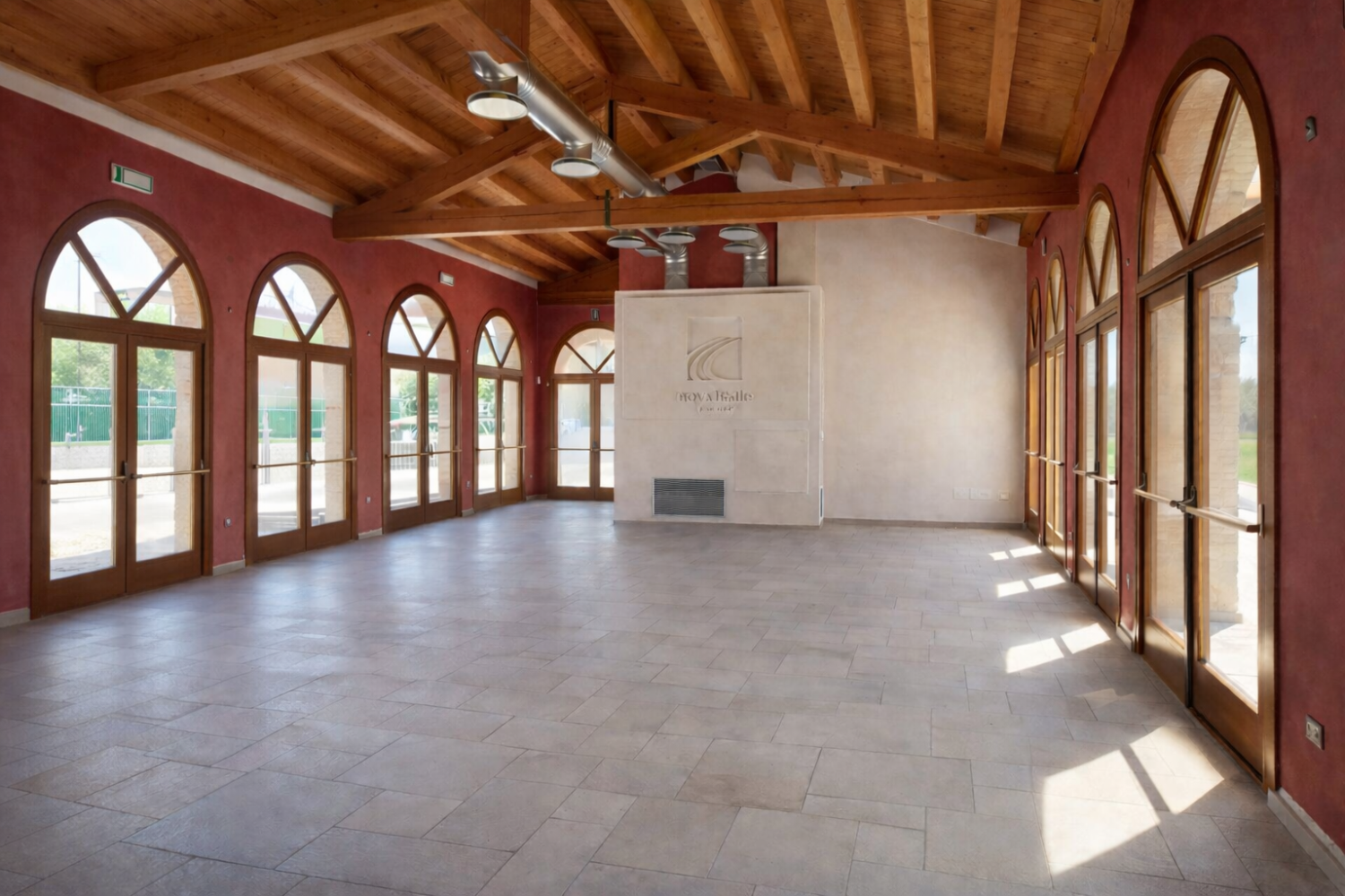 Locale Commerciale Due Carrare