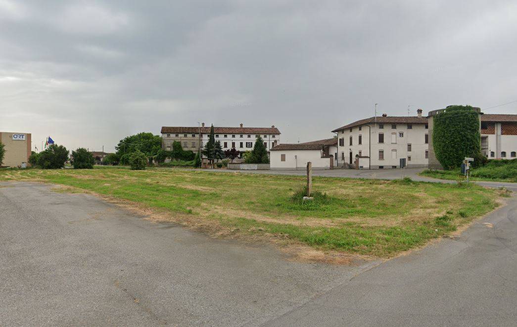 Terreno Industriale Ticengo